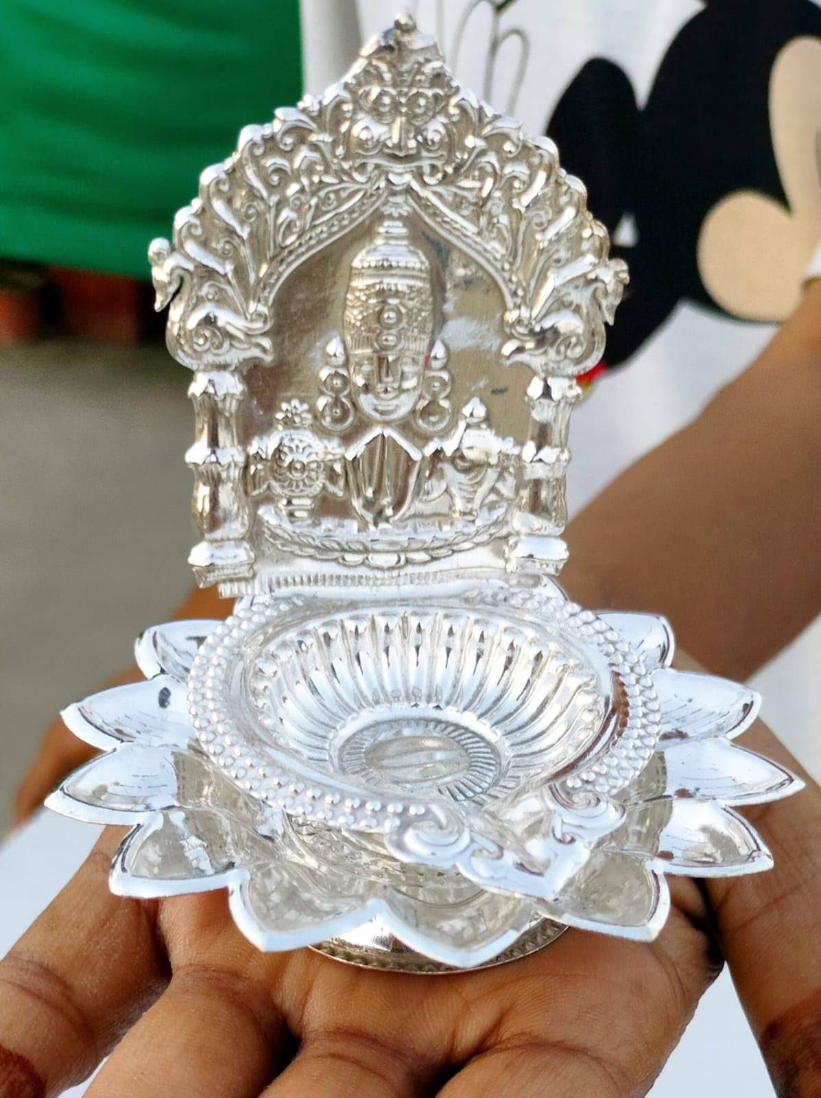 German silver lotus balaji diya with stand home decor/house warming pooja, set of 10 pieces, size : 4"- 4.5"