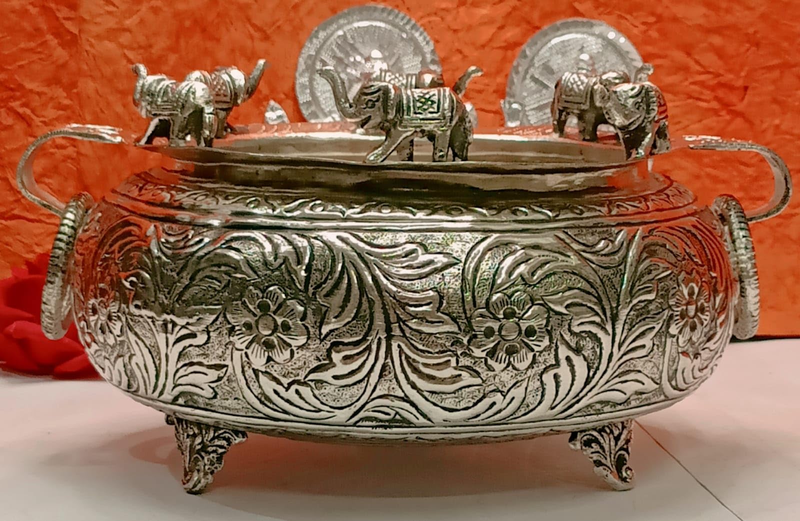 German Silver 6 Elephant on top urli with Handle and Legs