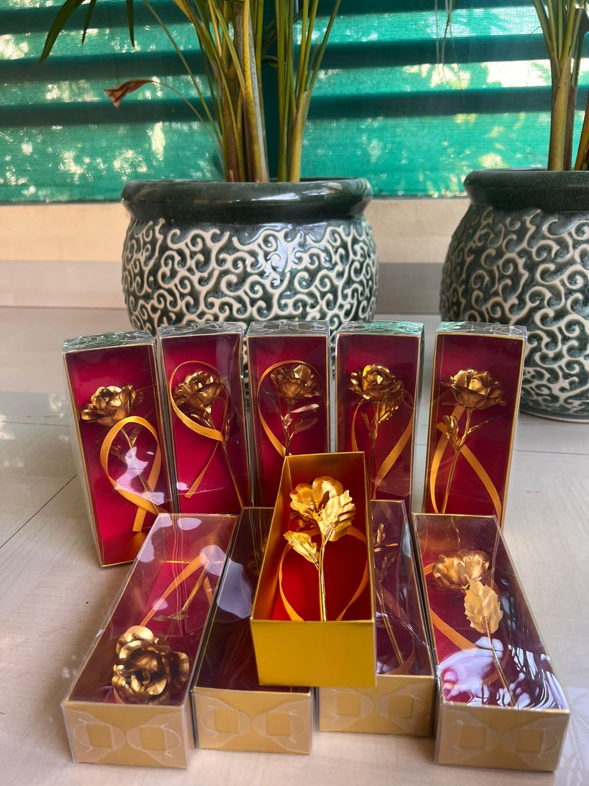 Gold Plated Rose in See Through Gift Box for Welcome and Gifting, Set of 5 Pieces