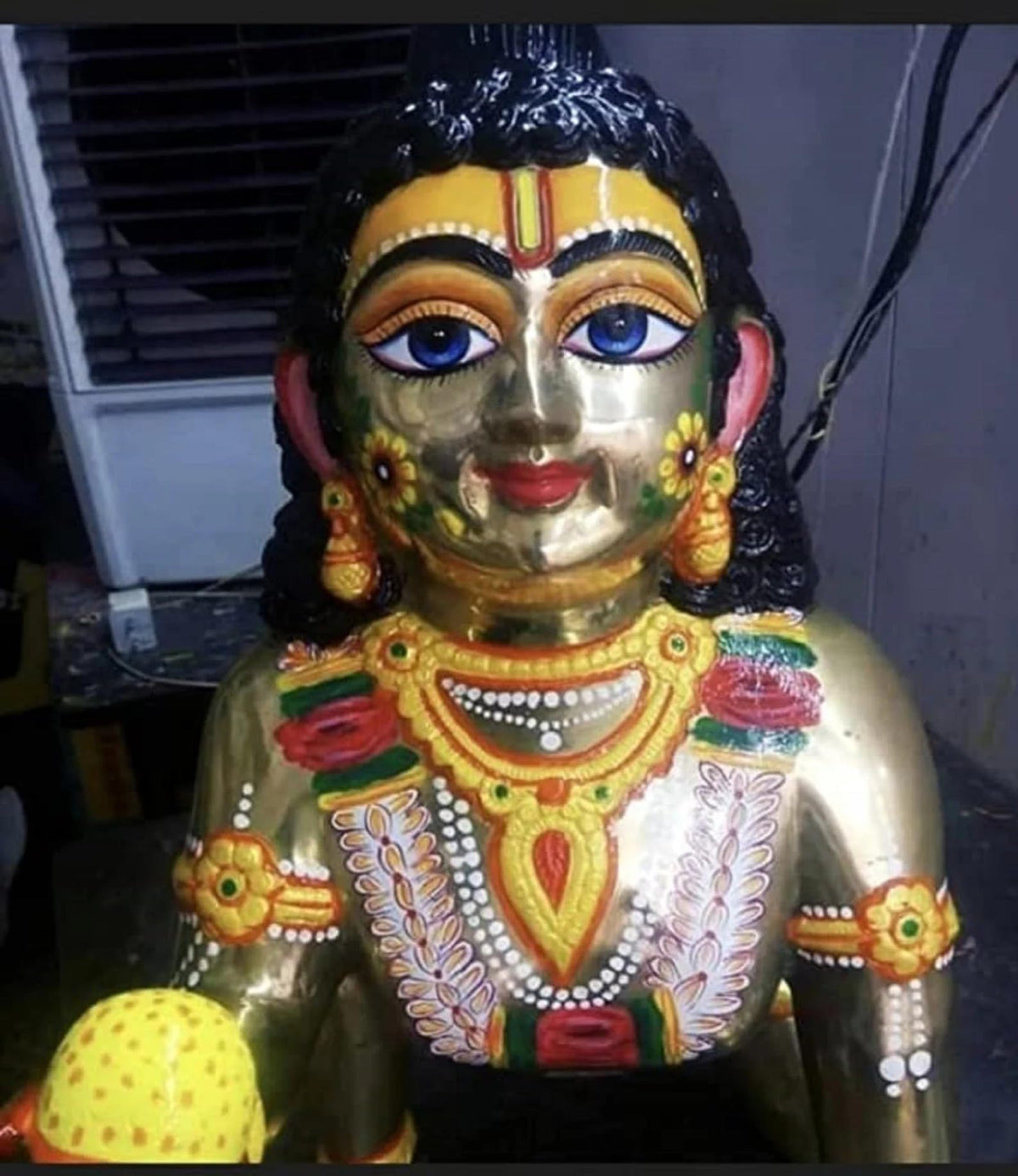 Brass Big Size laddu Gopal Statue showpiece Idol for Home Decor, Home Temple