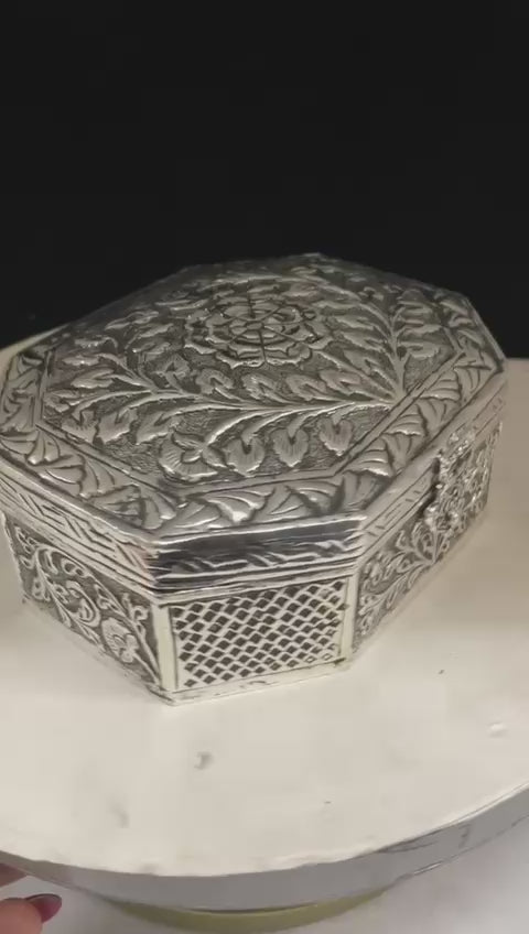 German silver rose fully caved jewlery box/sweet box