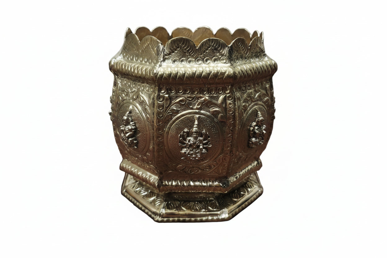 Handcrafted Brass Tulsi Pot – Traditional Brass Tulsi Planter for Tulsi Vivah, Home Temple, Pooja, Vastu & Spiritual Home Décor